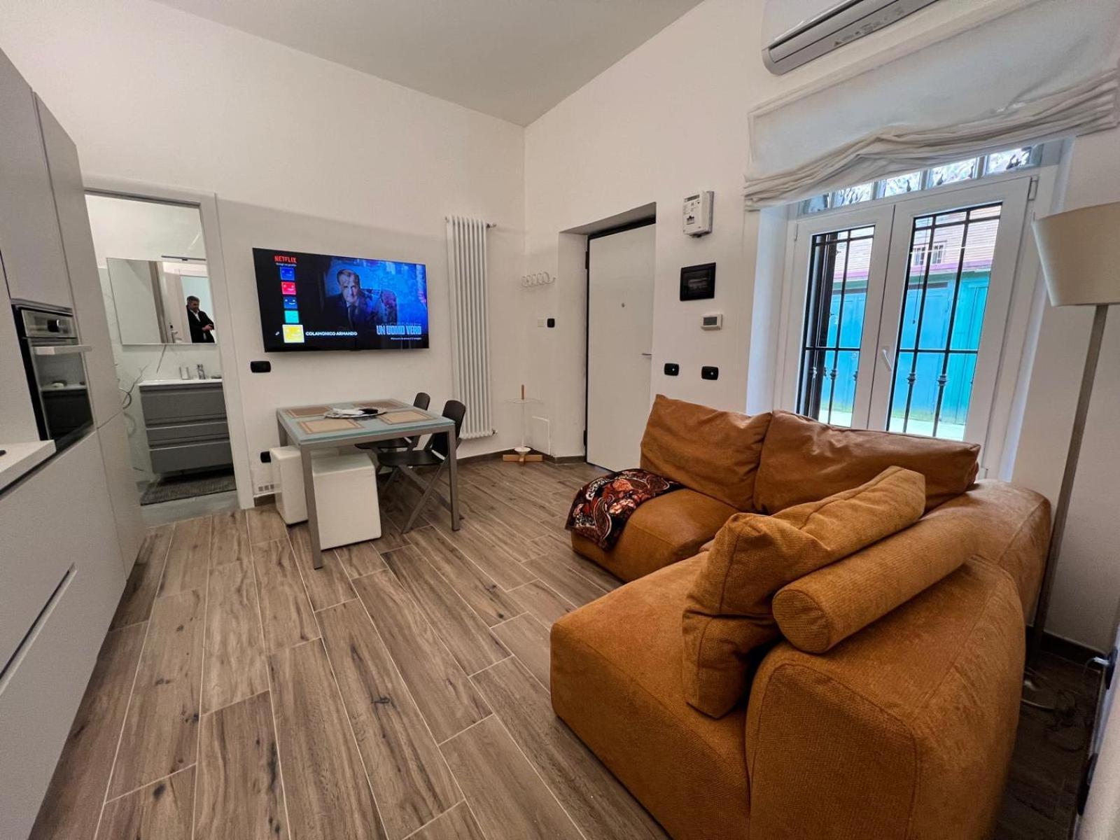Domusmi Delfico 2 Apartment Milan Exterior photo