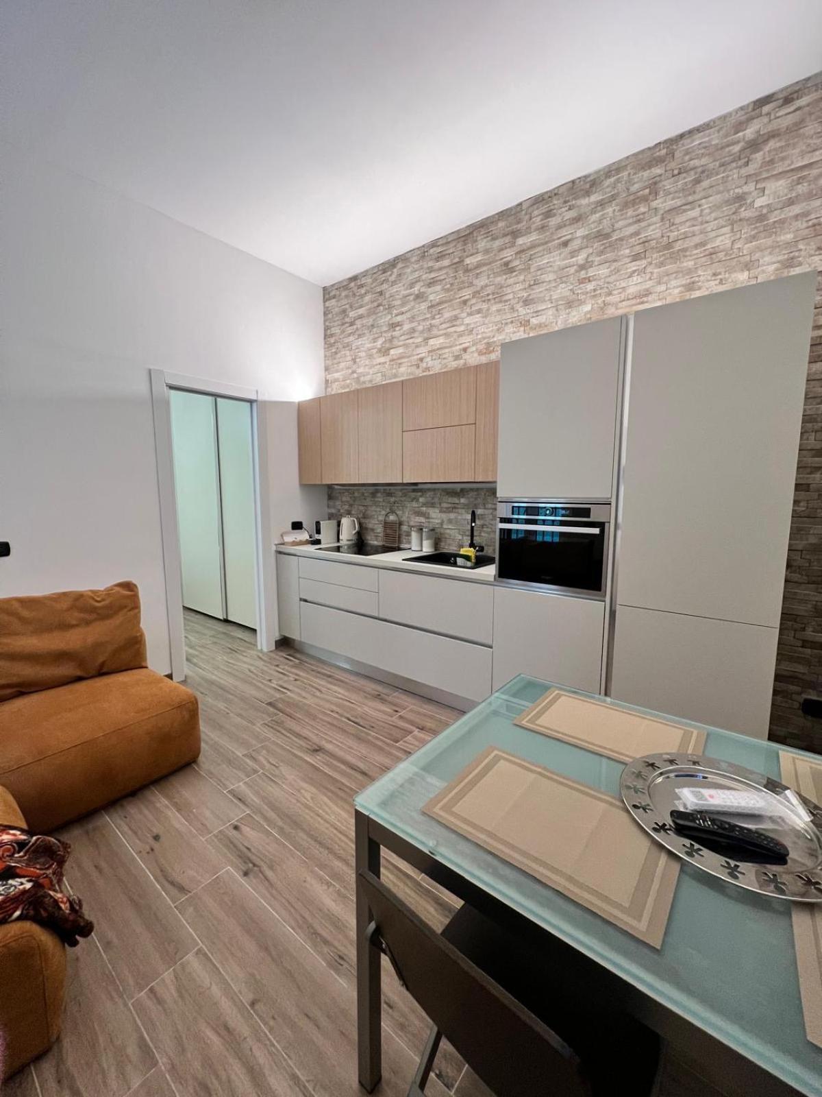 Domusmi Delfico 2 Apartment Milan Exterior photo